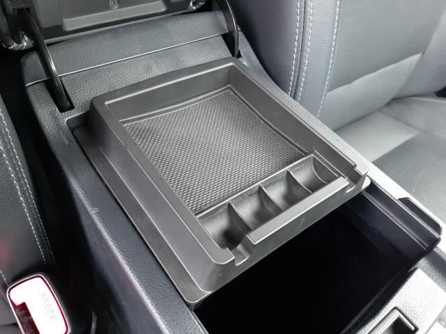 レガシィアウトバック リミテッド　４ＷＤ　サンルーフ　純正ナビ　本革席　電動Ｒドア　ルーフレール　電動シート　シートヒーター付　追従式クルコン　Ｂｌｕｅｔｏｏｔｈ　ＥＴＣ　バックカメラ　シートメモリー　Ｘ－ＭＯＤＥ　アルミペダル　トノカバー（72枚目）