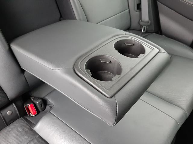 レガシィアウトバック リミテッド　４ＷＤ　サンルーフ　純正ナビ　本革席　電動Ｒドア　ルーフレール　電動シート　シートヒーター付　追従式クルコン　Ｂｌｕｅｔｏｏｔｈ　ＥＴＣ　バックカメラ　シートメモリー　Ｘ－ＭＯＤＥ　アルミペダル　トノカバー（73枚目）