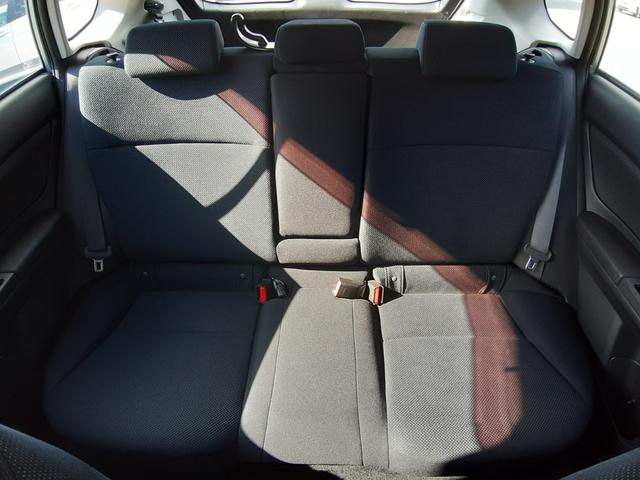 インプレッサスポーツ １．６ｉ　４ＷＤ　５速マニュアル　ストラーダナビ　バックカメラ　Ｂｌｕｅｔｏｏｔｈ　ハンズフリー　ＥＴＣ　横滑り防止装置（ＶＤＣ）禁煙車　純正フロアマット　ＵＳＢ接続　ライトレベライザー　キーレスキー（スペアキー付）（33枚目）