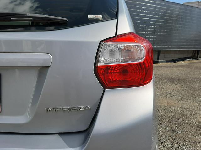 インプレッサスポーツ １．６ｉ　４ＷＤ　５速マニュアル　ストラーダナビ　バックカメラ　Ｂｌｕｅｔｏｏｔｈ　ハンズフリー　ＥＴＣ　横滑り防止装置（ＶＤＣ）禁煙車　純正フロアマット　ＵＳＢ接続　ライトレベライザー　キーレスキー（スペアキー付）（50枚目）