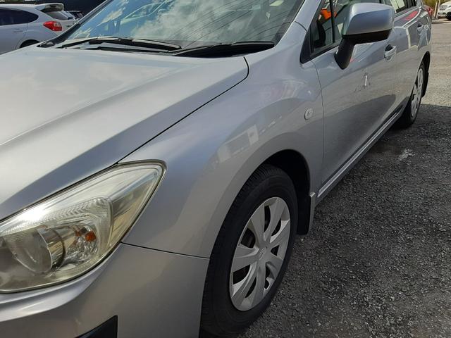 インプレッサスポーツ １．６ｉ　４ＷＤ　５速マニュアル　ストラーダナビ　バックカメラ　Ｂｌｕｅｔｏｏｔｈ　ハンズフリー　ＥＴＣ　横滑り防止装置（ＶＤＣ）禁煙車　純正フロアマット　ＵＳＢ接続　ライトレベライザー　キーレスキー（スペアキー付）（52枚目）