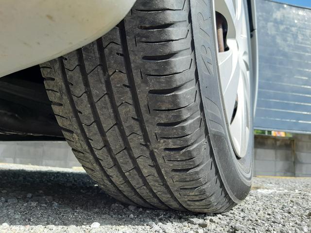 インプレッサスポーツ １．６ｉ　４ＷＤ　５速マニュアル　ストラーダナビ　バックカメラ　Ｂｌｕｅｔｏｏｔｈ　ハンズフリー　ＥＴＣ　横滑り防止装置（ＶＤＣ）禁煙車　純正フロアマット　ＵＳＢ接続　ライトレベライザー　キーレスキー（スペアキー付）（58枚目）