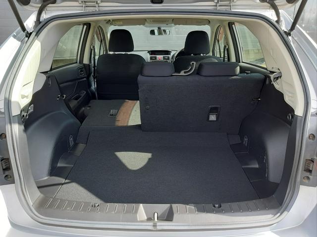 インプレッサスポーツ １．６ｉ　４ＷＤ　５速マニュアル　ストラーダナビ　バックカメラ　Ｂｌｕｅｔｏｏｔｈ　ハンズフリー　ＥＴＣ　横滑り防止装置（ＶＤＣ）禁煙車　純正フロアマット　ＵＳＢ接続　ライトレベライザー　キーレスキー（スペアキー付）（74枚目）