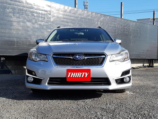 インプレッサスポーツ ２．０ｉアイサイト　アクティブスタイル　４ＷＤ　サンルーフ　電動シート　アダプティブクルーズコントロール　ルーフレール　ハーフレザー席　ＥＴＣ　パドルシフト　禁煙車　スマートキー　プッシュスタート　寒冷地仕様　ＨＩＤライト　リアフォグ　専用１７ＡＷ（2枚目）