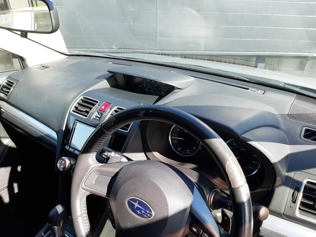 インプレッサスポーツ ２．０ｉアイサイト　アクティブスタイル　４ＷＤ　サンルーフ　電動シート　アダプティブクルーズコントロール　ルーフレール　ハーフレザー席　ＥＴＣ　パドルシフト　禁煙車　スマートキー　プッシュスタート　寒冷地仕様　ＨＩＤライト　リアフォグ　専用１７ＡＷ（27枚目）