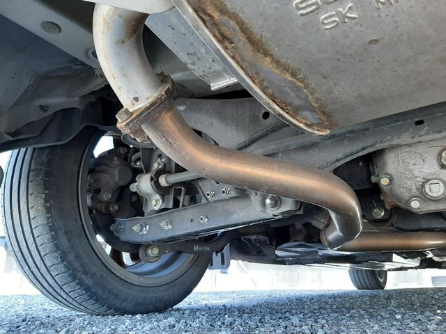 インプレッサスポーツ ２．０ｉアイサイト　アクティブスタイル　４ＷＤ　サンルーフ　電動シート　アダプティブクルーズコントロール　ルーフレール　ハーフレザー席　ＥＴＣ　パドルシフト　禁煙車　スマートキー　プッシュスタート　寒冷地仕様　ＨＩＤライト　リアフォグ　専用１７ＡＷ（56枚目）