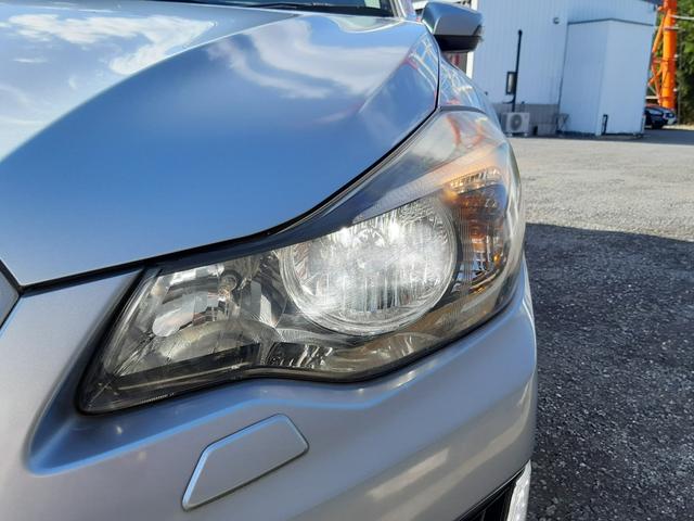 インプレッサスポーツ ２．０ｉアイサイト　アクティブスタイル　４ＷＤ　サンルーフ　電動シート　アダプティブクルーズコントロール　ルーフレール　ハーフレザー席　ＥＴＣ　パドルシフト　禁煙車　スマートキー　プッシュスタート　寒冷地仕様　ＨＩＤライト　リアフォグ　専用１７ＡＷ（77枚目）