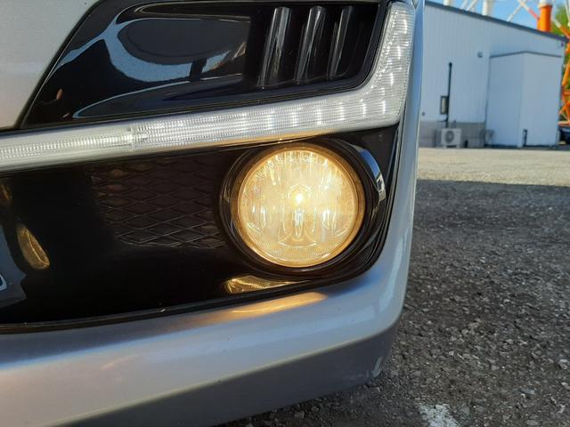 インプレッサスポーツ ２．０ｉアイサイト　アクティブスタイル　４ＷＤ　サンルーフ　電動シート　アダプティブクルーズコントロール　ルーフレール　ハーフレザー席　ＥＴＣ　パドルシフト　禁煙車　スマートキー　プッシュスタート　寒冷地仕様　ＨＩＤライト　リアフォグ　専用１７ＡＷ（79枚目）