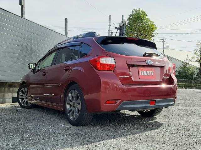 インプレッサスポーツ ２．０ｉアイサイト　アクティブスタイル　サンルーフ　ルーフレール　本革シート　シートヒーター　電動シート　純正ＳＤナビ　バックカメラ　Ｂｌｕｅｔｏｏｔｈ　プッシュスタート（スマートキー　ＥＴＣ　パドルシフト　アダプティブクルーズコントロール（8枚目）