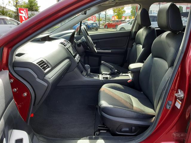 インプレッサスポーツ ２．０ｉアイサイト　アクティブスタイル　サンルーフ　ルーフレール　本革シート　シートヒーター　電動シート　純正ＳＤナビ　バックカメラ　Ｂｌｕｅｔｏｏｔｈ　プッシュスタート（スマートキー　ＥＴＣ　パドルシフト　アダプティブクルーズコントロール（14枚目）