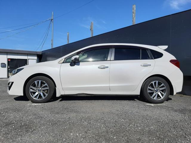 インプレッサスポーツ ２．０ｉアイサイト　プラウドエディション　４ＷＤ　純正ナビ　バックカメラ　ドライブレコーダー　電動シート　Ｂｌｕｅｔｏｏｔｈ　ハンズフリー　アダプティブクルーズコントロール　プッシュスタート　禁煙車　寒冷地仕様　ＨＩＤライト　パドルシフト　フルセグ（5枚目）