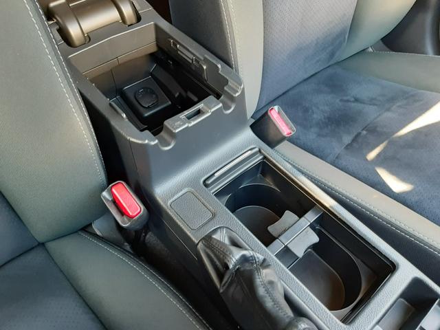 インプレッサスポーツ ２．０ｉアイサイト　プラウドエディション　４ＷＤ　純正ナビ　バックカメラ　ドライブレコーダー　電動シート　Ｂｌｕｅｔｏｏｔｈ　ハンズフリー　アダプティブクルーズコントロール　プッシュスタート　禁煙車　寒冷地仕様　ＨＩＤライト　パドルシフト　フルセグ（69枚目）