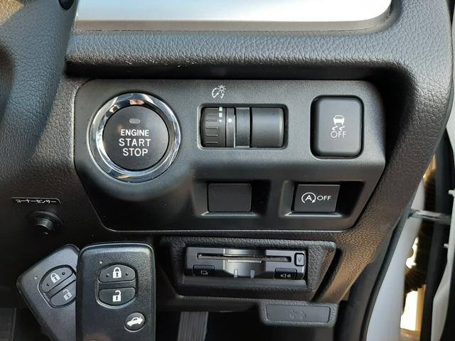 ■装備２■プッシュスタート｜スマートキー（スペアキー有）｜ＶＤＣ（横滑り防止装置）｜アイドリングストップ機能付｜ビルドインＥＴＣ