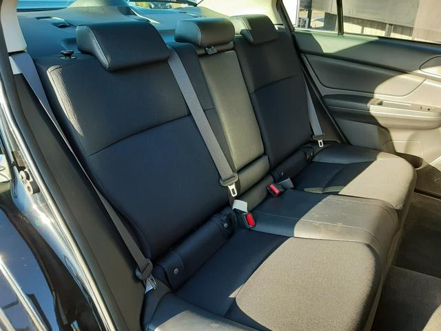 インプレッサＧ４ ２．０ｉ－Ｓ　ＳＴＩフロントリップ　電動シート　ハーフレザー　アルパインオーディオ　プッシュスタート　ＥＴＣ　Ｂｌｕｅｔｏｏｔｈ　ＨＩＤライト　フォグランプ　寒冷地仕様　メッシュグリル　横滑り防止装置　デュアルＡＣ（12枚目）