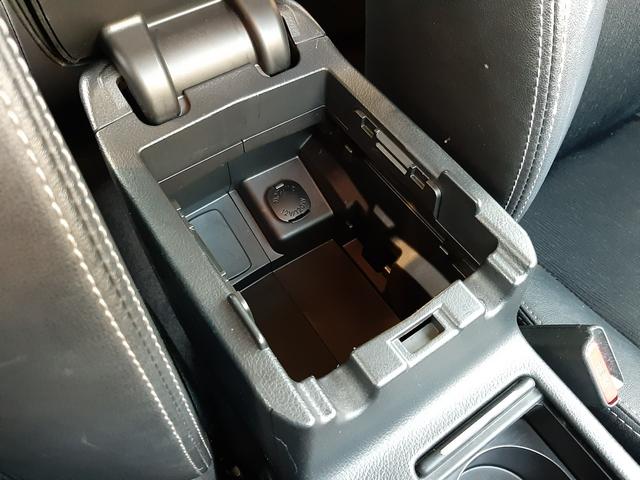 インプレッサＧ４ ２．０ｉ－Ｓ　ＳＴＩフロントリップ　電動シート　ハーフレザー　アルパインオーディオ　プッシュスタート　ＥＴＣ　Ｂｌｕｅｔｏｏｔｈ　ＨＩＤライト　フォグランプ　寒冷地仕様　メッシュグリル　横滑り防止装置　デュアルＡＣ（70枚目）