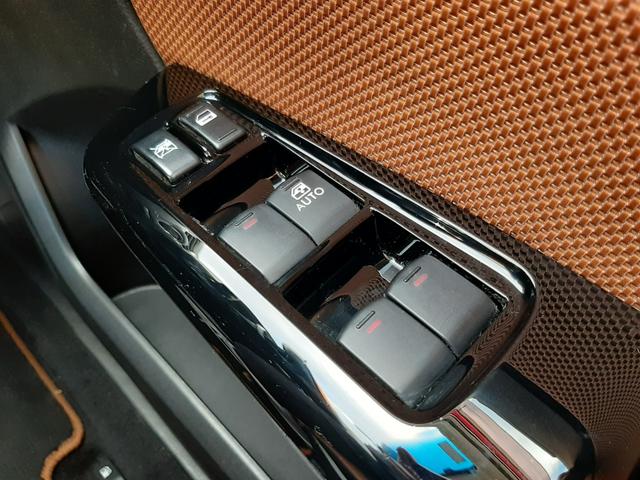 エクシーガクロスオーバー７ ２．５ｉアイサイト　４ＷＤ　カロッツェリアナビ　タンレザー調シート　電動シート　シートヒーター　ルーフレール　禁煙車　アダプティブクルーズコントロール　バックカメラ　Ｂｌｕｅｔｏｏｔｈ　ＥＴＣ　パドルシフト　スマートキー（45枚目）