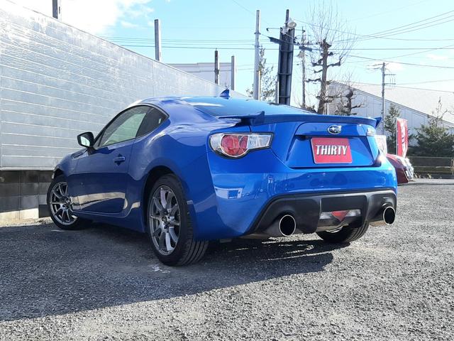 BRZ S 6速MT HKSマフラー BLITZエアクリーナー/サクションパイプ STIタワーバー リアスポイラー バックカメラ Bluetooth ETC プッシュスタート ハーフレザー 禁煙車 HIDライト(8枚目)