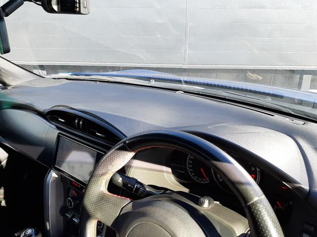 BRZ S 6速MT HKSマフラー BLITZエアクリーナー/サクションパイプ STIタワーバー リアスポイラー バックカメラ Bluetooth ETC プッシュスタート ハーフレザー 禁煙車 HIDライト(28枚目)