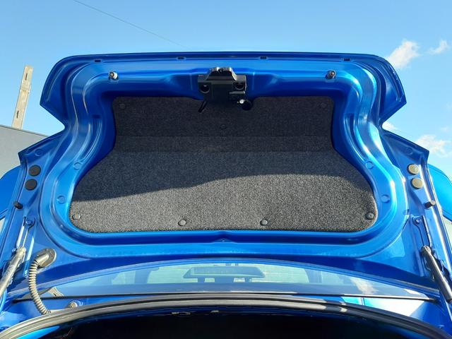 BRZ S 6速MT HKSマフラー BLITZエアクリーナー/サクションパイプ STIタワーバー リアスポイラー バックカメラ Bluetooth ETC プッシュスタート ハーフレザー 禁煙車 HIDライト(31枚目)