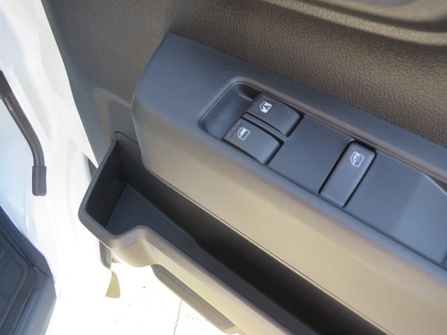ハイゼットカーゴ ＤＸ　ＡＴ　衝突被害軽減システム　クリアランスソナー　両側スライドドア　アイドリングストップ　オートライト　ＥＳＣ　エアコン　パワーウィンドウ　運転席エアバッグ　助手席エアバッグ（12枚目）