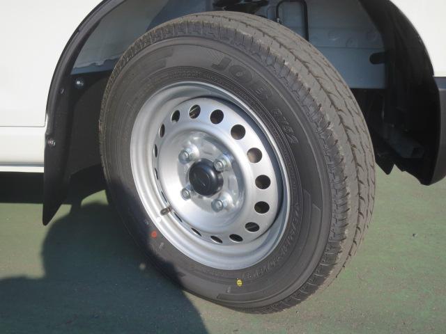 ハイゼットカーゴ ＤＸ　ＡＴ　衝突被害軽減システム　クリアランスソナー　両側スライドドア　アイドリングストップ　オートライト　ＥＳＣ　エアコン　パワーウィンドウ　運転席エアバッグ　助手席エアバッグ（21枚目）