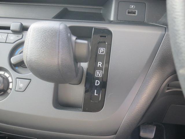 eKワゴン M バックカメラ ナビ TV クリアランスソナー レーンアシスト 衝突被害軽減システム オートライト キーレスエントリー アイドリングストップ 電動格納ミラー シートヒーター ベンチシート CVT(7枚目)