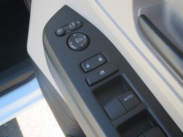 Ｎ－ＢＯＸ ベースグレード　両側スライド・片側電動　クリアランスソナー　オートクルーズコントロール　レーンアシスト　衝突被害軽減システム　オートライト　ＬＥＤヘッドランプ　スマートキー　アイドリングストップ　電動格納ミラー（9枚目）