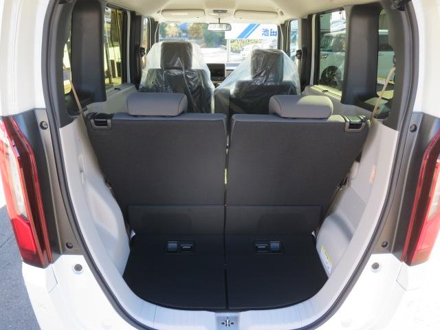 Ｎ－ＢＯＸ ベースグレード　両側スライド・片側電動　クリアランスソナー　オートクルーズコントロール　レーンアシスト　衝突被害軽減システム　オートライト　ＬＥＤヘッドランプ　スマートキー　アイドリングストップ　電動格納ミラー（19枚目）