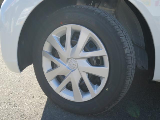 Ｎ－ＢＯＸ ベースグレード　両側スライド・片側電動　クリアランスソナー　オートクルーズコントロール　レーンアシスト　衝突被害軽減システム　オートライト　ＬＥＤヘッドランプ　スマートキー　アイドリングストップ　電動格納ミラー（26枚目）