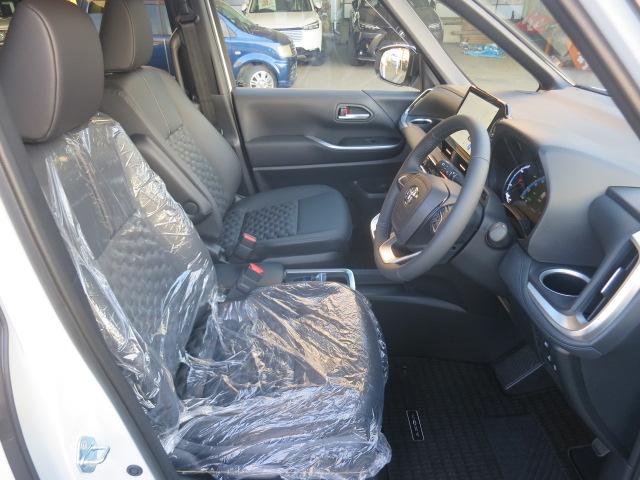 ヴォクシー ハイブリッドS-Z 全周囲カメラ ナビ TV オートクルーズコントロール パークアシスト 衝突被害軽減システム 両側電動スライドドア オートマチックハイビーム LEDヘッドランプ 電動リアゲート スマートキー(32枚目)