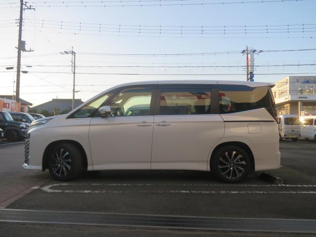 ヴォクシー ハイブリッドS-Z 全周囲カメラ ナビ TV オートクルーズコントロール パークアシスト 衝突被害軽減システム 両側電動スライドドア オートマチックハイビーム LEDヘッドランプ 電動リアゲート スマートキー(36枚目)