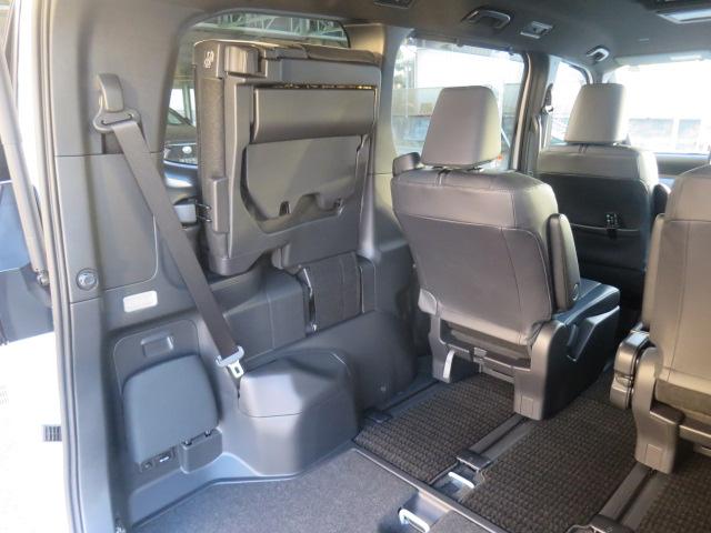 ヴォクシー ハイブリッドS-Z 全周囲カメラ ナビ TV オートクルーズコントロール パークアシスト 衝突被害軽減システム 両側電動スライドドア オートマチックハイビーム LEDヘッドランプ 電動リアゲート スマートキー(51枚目)