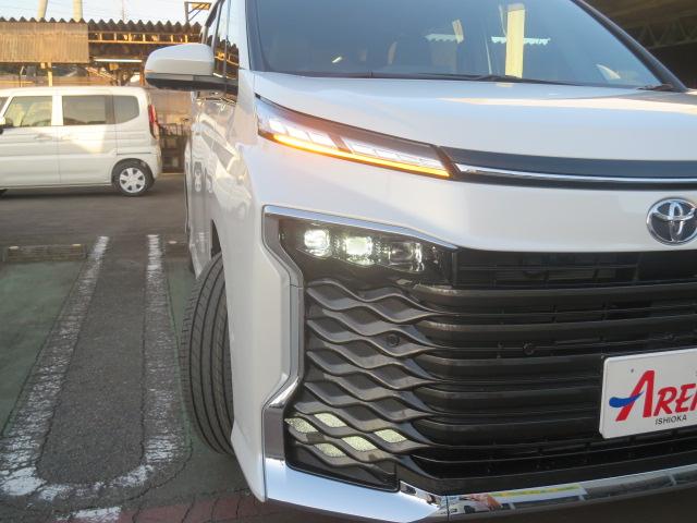 ヴォクシー ハイブリッドS-Z 全周囲カメラ ナビ TV オートクルーズコントロール パークアシスト 衝突被害軽減システム 両側電動スライドドア オートマチックハイビーム LEDヘッドランプ 電動リアゲート スマートキー(52枚目)