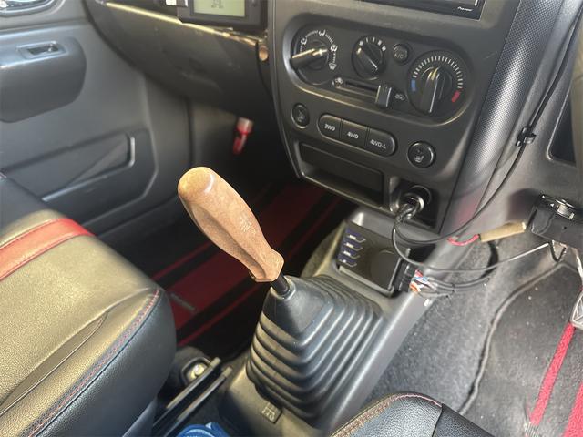 ジムニー ワイルドウインド　Ｔｈｕｌｅサイクルキャリア　デザートイーグル製パーツ　ワンオフパーツ（11枚目）