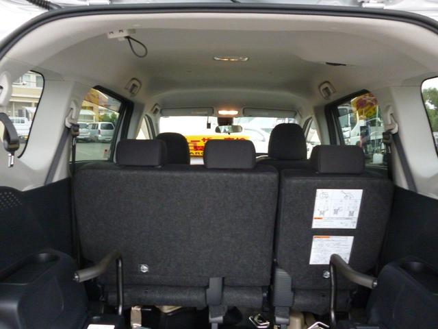 シエンタ X 雹災車凹み有り 車いす仕様車タイプ1 車椅子スローパー スマートキー 衝突軽減装置 純正ナビ バックカメラ ビルトインETC ドライブレコーダー プッシュスタート 黒内装 5名プラスラゲッジスペース(28枚目)