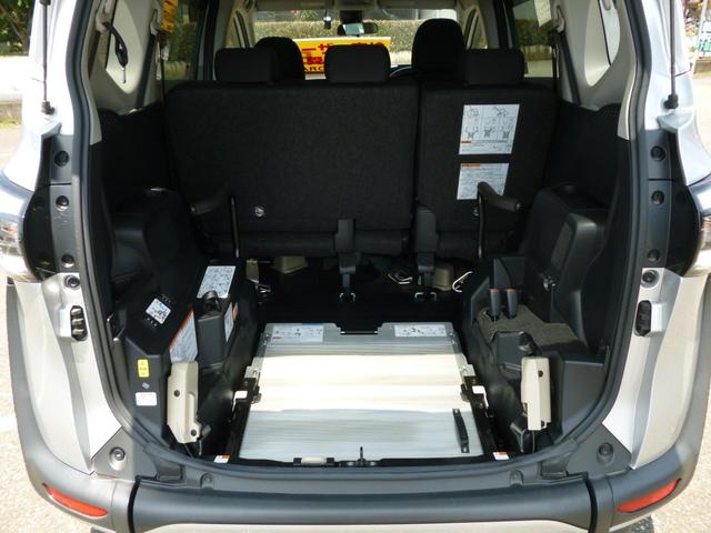 シエンタ X 雹災車凹み有り 車いす仕様車タイプ1 車椅子スローパー スマートキー 衝突軽減装置 純正ナビ バックカメラ ビルトインETC ドライブレコーダー プッシュスタート 黒内装 5名プラスラゲッジスペース(36枚目)
