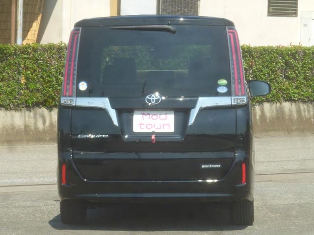 エスクァイア Ｇｉ　雹災現状　後期型　８人乗り　２０００ｃｃ　両側パワースライドドア　プッシュスタート　革シート　前席シートヒーター　アルパインナビ　バックカメラ　アルミ　ボンネット新品交換済（18枚目）