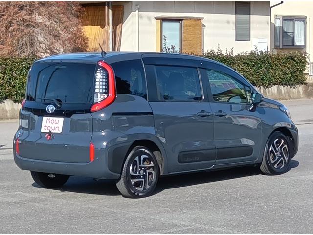 シエンタ Z 7人乗り1500cc 10.5型メーカーナビ 全方位カメラ ETC2.0 衝突軽減装置 両側パワースライドドア LEDヘッドライト 前後パーキングソナー ブラインドスポットモニター 純正アルミホイール(43枚目)