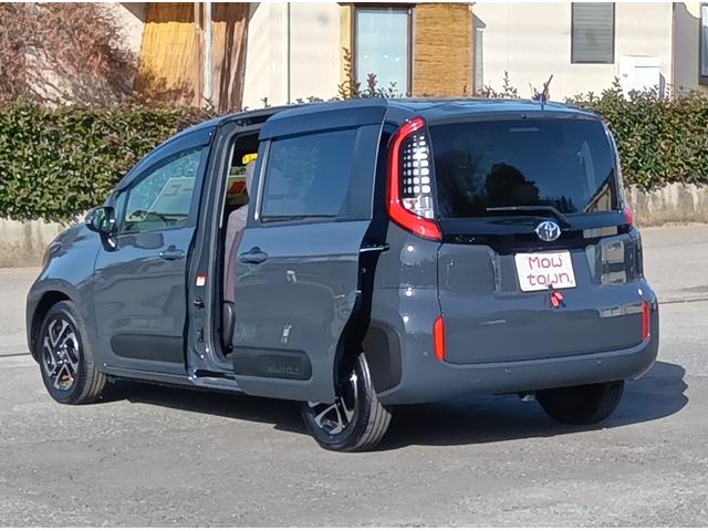 シエンタ Z 7人乗り1500cc 10.5型メーカーナビ 全方位カメラ ETC2.0 衝突軽減装置 両側パワースライドドア LEDヘッドライト 前後パーキングソナー ブラインドスポットモニター 純正アルミホイール(50枚目)