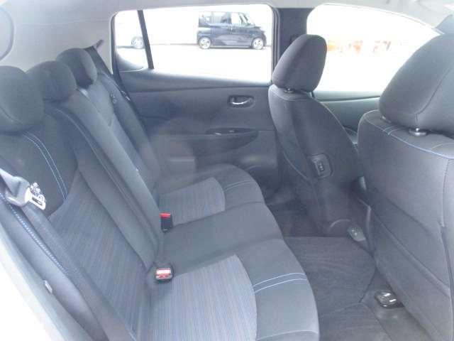 リーフ X Vセレクション プロパイロット ナビ アラウンドビュー レーダークルコン 360°カメラ 踏み間違い防止装置 LEDランプ セキュリティ 1オーナー ETC インテリキー レーンキープアシスト パワーウィンドウ ABS メモリ-ナビ バックカメラ AW(3枚目)