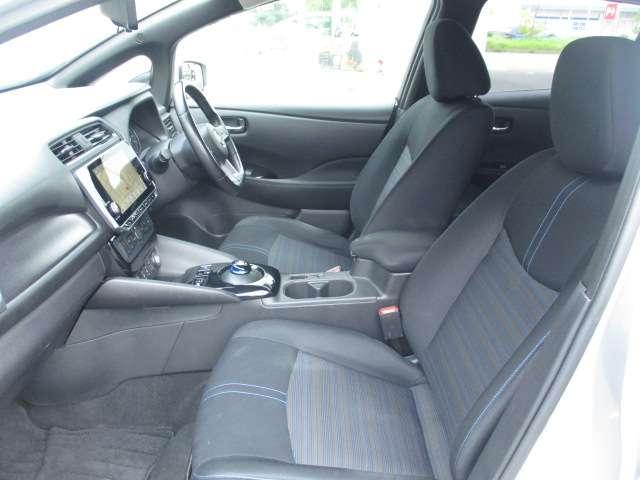 リーフ X Vセレクション プロパイロット ナビ アラウンドビュー レーダークルコン 360°カメラ 踏み間違い防止装置 LEDランプ セキュリティ 1オーナー ETC インテリキー レーンキープアシスト パワーウィンドウ ABS メモリ-ナビ バックカメラ AW(11枚目)