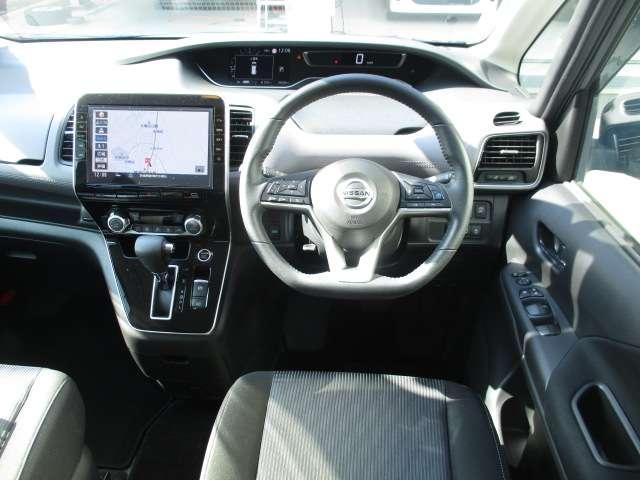 セレナ 2.0 ハイウェイスター V プロパイロット 純正ナビ 両側オートドア 1オナ アルミ 衝突被害軽減 LDP エアバッグ 両側オートスライドドア インテリジェントキー サイドカメラ メモリーナビ アダプティブクルーズコントロール アイドリングストップ ナビTV ドラレコ(4枚目)