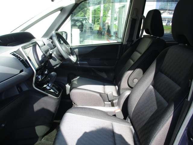 セレナ 2.0 ハイウェイスター V プロパイロット 純正ナビ 両側オートドア 1オナ アルミ 衝突被害軽減 LDP エアバッグ 両側オートスライドドア インテリジェントキー サイドカメラ メモリーナビ アダプティブクルーズコントロール アイドリングストップ ナビTV ドラレコ(12枚目)