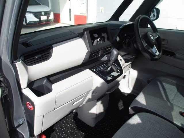 ルークス ６６０　Ｘ　ナビ　アラウンドビュー　左オートドア　アラモニ　前後衝突軽減ブレーキ　ワンオーナー車　車線逸脱防止　スマートキー　キーフリー　ｉ－ｓｔｏｐ　フルオートエアコン　パワーウインドウ　バックカメラ　盗難防止　Ｗエアバック　メモリーナビ　ＡＢＳ（10枚目）