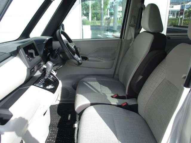 ルークス ６６０　Ｘ　ナビ　アラウンドビュー　左オートドア　アラモニ　前後衝突軽減ブレーキ　ワンオーナー車　車線逸脱防止　スマートキー　キーフリー　ｉ－ｓｔｏｐ　フルオートエアコン　パワーウインドウ　バックカメラ　盗難防止　Ｗエアバック　メモリーナビ　ＡＢＳ（11枚目）