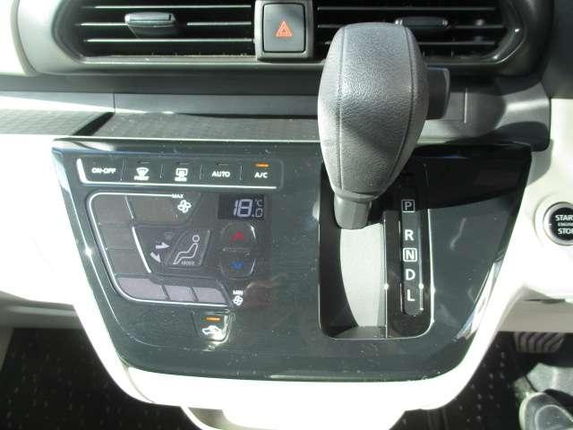 ルークス ６６０　Ｘ　ナビ　アラウンドビュー　左オートドア　アラモニ　前後衝突軽減ブレーキ　ワンオーナー車　車線逸脱防止　スマートキー　キーフリー　ｉ－ｓｔｏｐ　フルオートエアコン　パワーウインドウ　バックカメラ　盗難防止　Ｗエアバック　メモリーナビ　ＡＢＳ（13枚目）