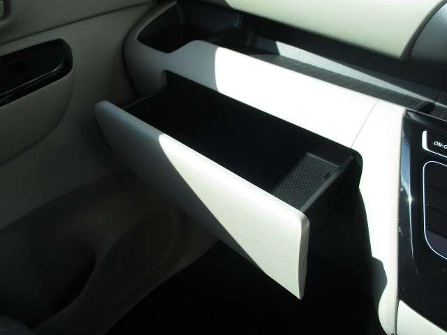 ルークス ６６０　Ｘ　ナビ　アラウンドビュー　左オートドア　アラモニ　前後衝突軽減ブレーキ　ワンオーナー車　車線逸脱防止　スマートキー　キーフリー　ｉ－ｓｔｏｐ　フルオートエアコン　パワーウインドウ　バックカメラ　盗難防止　Ｗエアバック　メモリーナビ　ＡＢＳ（16枚目）