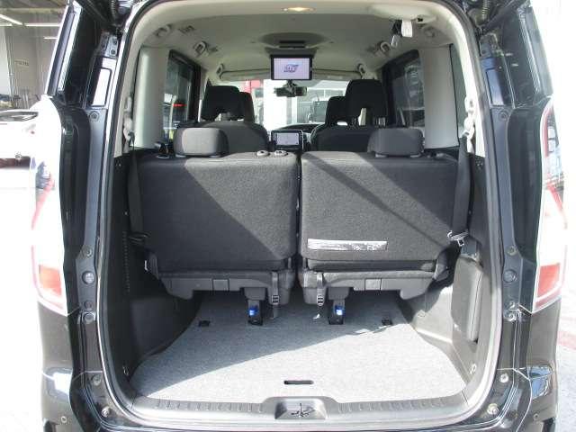 セレナ １．２　ｅ－ＰＯＷＥＲ　ハイウェイスター　Ｖ　プロパイロット　純正ナビ　後席モニター　３６０°カメラ　エマジェンシーブレーキ　１オナ　スマキー　バックカメラ　ＬＥＤ　レーンアシスト　ＥＴＣ　ドラレコ　イモビ　フルオートエアコン　アルミホイール　エアバック　メモリーナビ　キーフリー（2枚目）