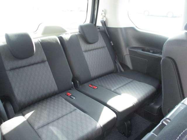 セレナ １．２　ｅ－ＰＯＷＥＲ　ハイウェイスター　Ｖ　プロパイロット　純正ナビ　後席モニター　３６０°カメラ　エマジェンシーブレーキ　１オナ　スマキー　バックカメラ　ＬＥＤ　レーンアシスト　ＥＴＣ　ドラレコ　イモビ　フルオートエアコン　アルミホイール　エアバック　メモリーナビ　キーフリー（9枚目）