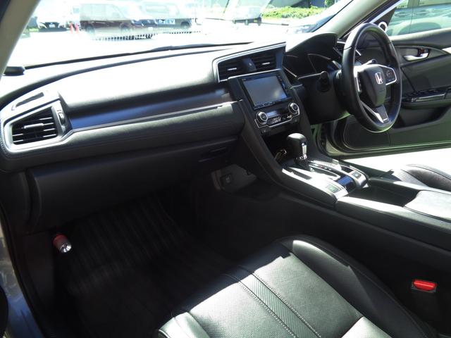 シビック セダン ホンダセンシング(15枚目)